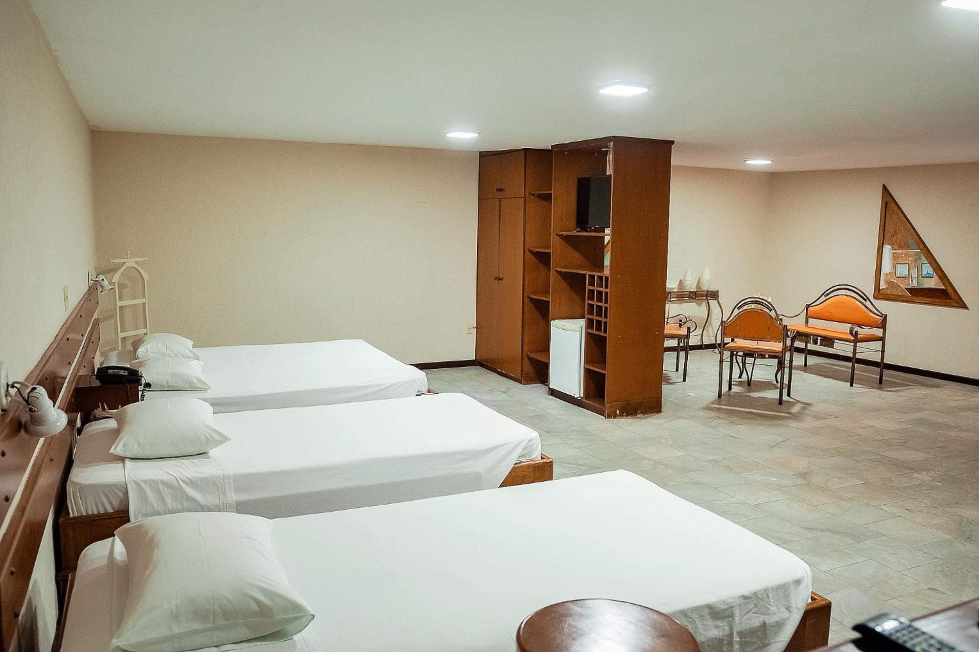Penápolis Sakr Hotel מראה חיצוני תמונה