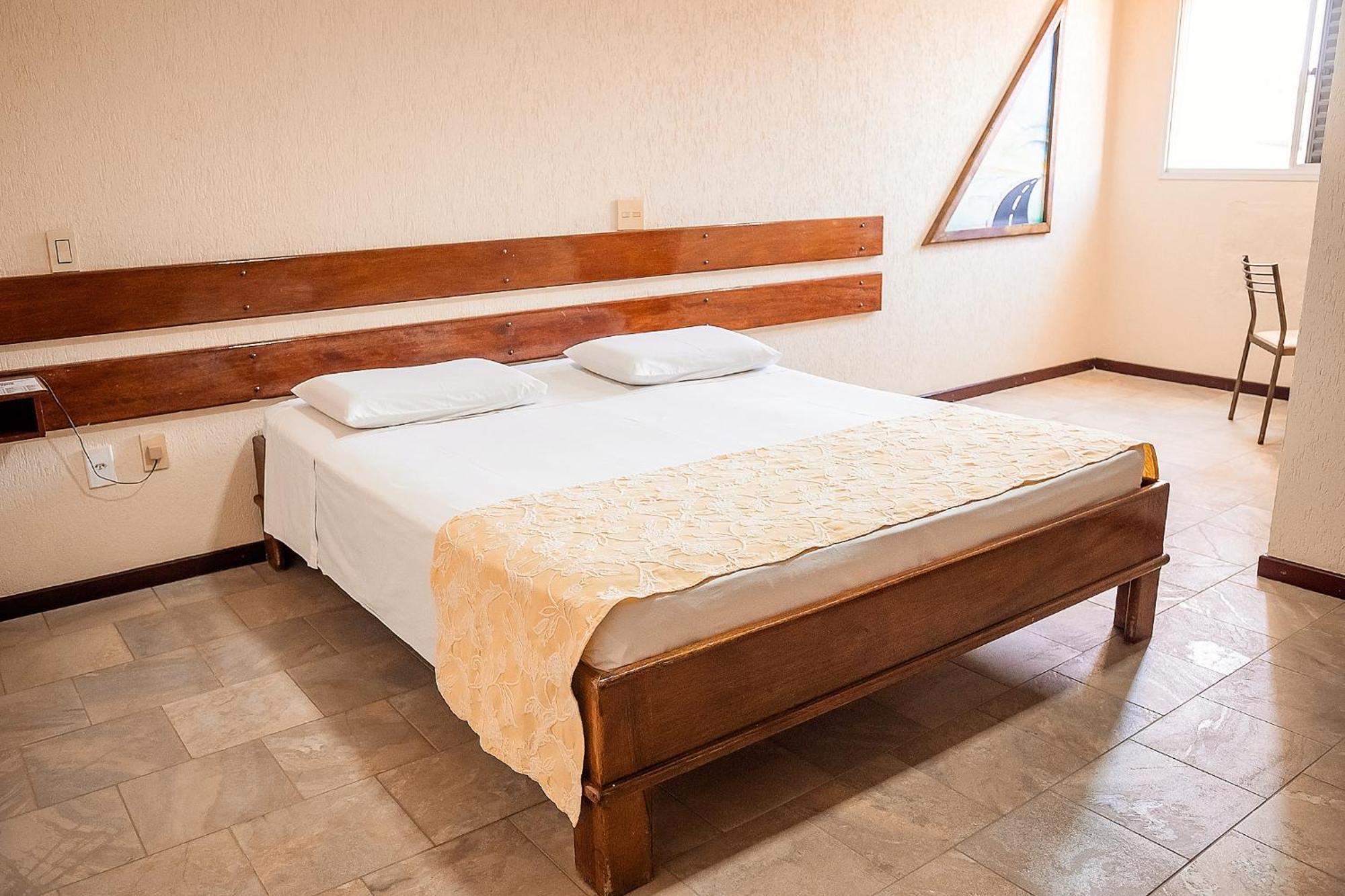 Penápolis Sakr Hotel מראה חיצוני תמונה