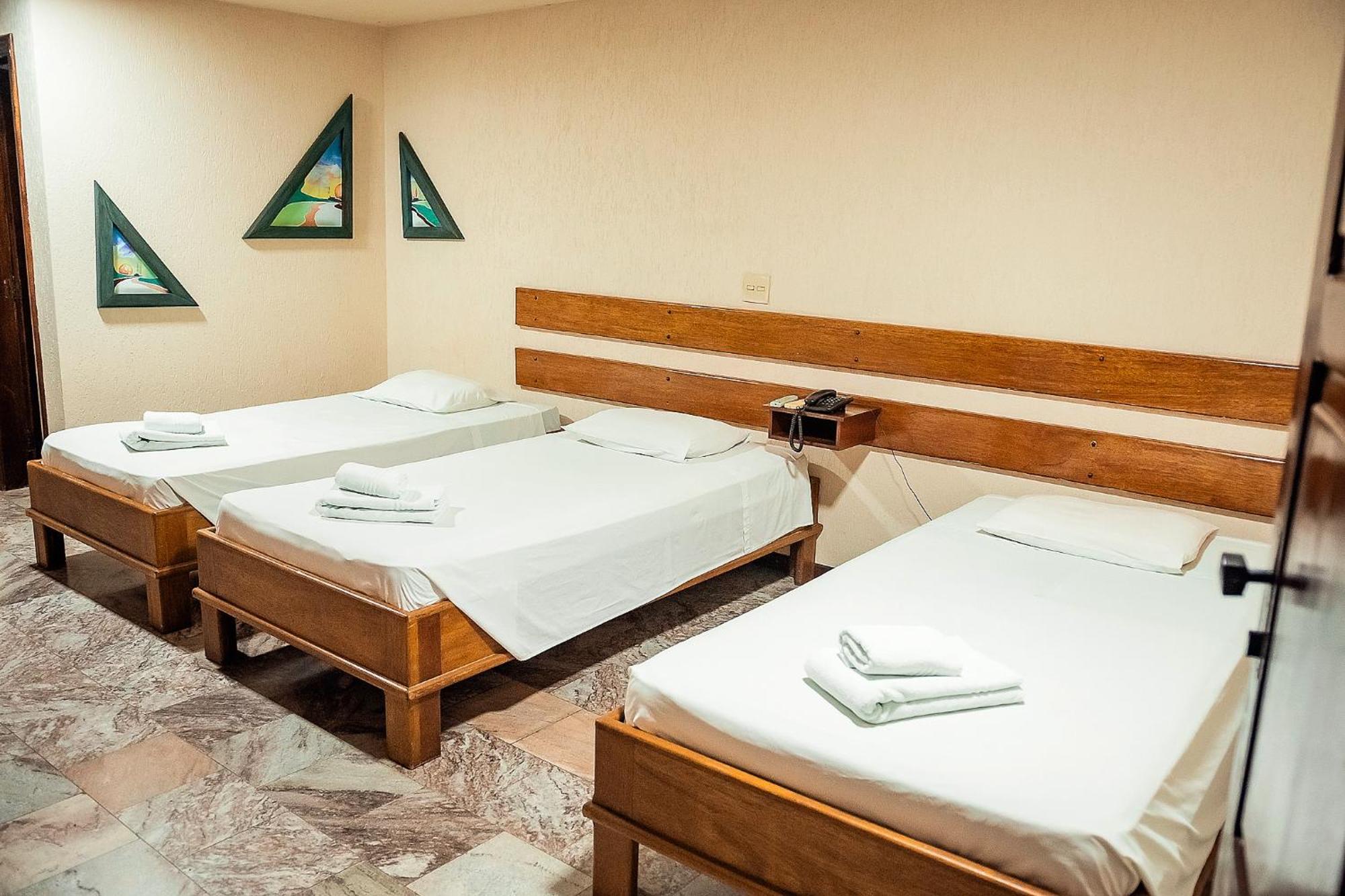 Penápolis Sakr Hotel מראה חיצוני תמונה