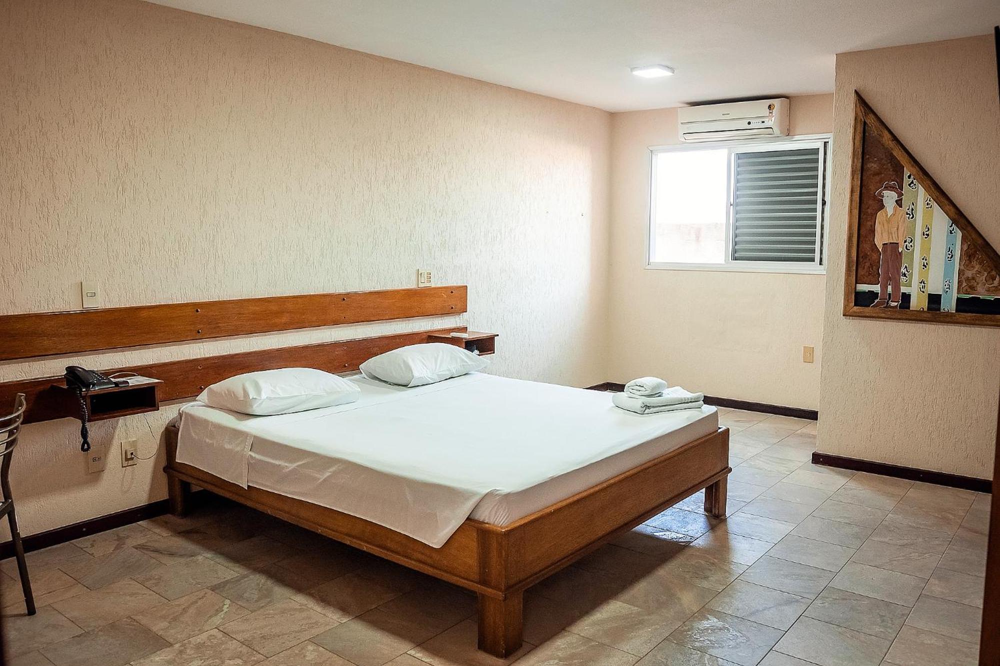 Penápolis Sakr Hotel מראה חיצוני תמונה