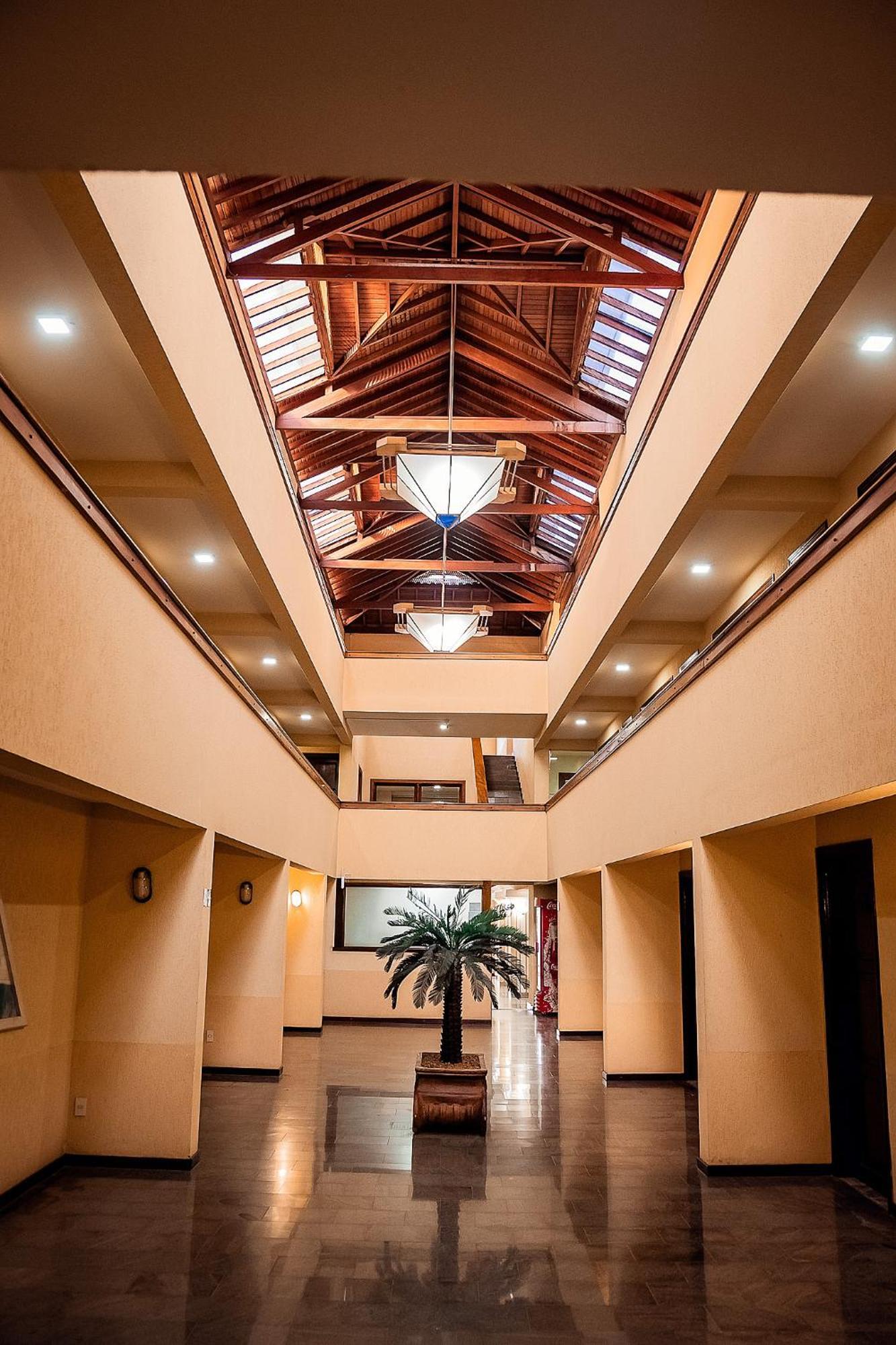 Penápolis Sakr Hotel מראה חיצוני תמונה